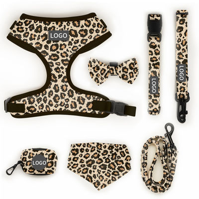 satın al Polyester Leopard Print Pet Harness Set Logo Düzenlenebilir Yaka Kayışlı Köpek Harness Çevrimiçi üretim