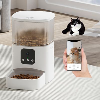 satın al Mobil Uygulama Uzaktan Kumanda Kediler için Besleyici 300ml Wifi Kediler İçin Yiyecek dağıtıcısı Çevrimiçi üretim