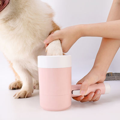 Pembe Köpek Ayak Yıkama Makinesi Silikon Yavru Yavaşlatıcı Otomatik Köpek Yavaşlatıcı